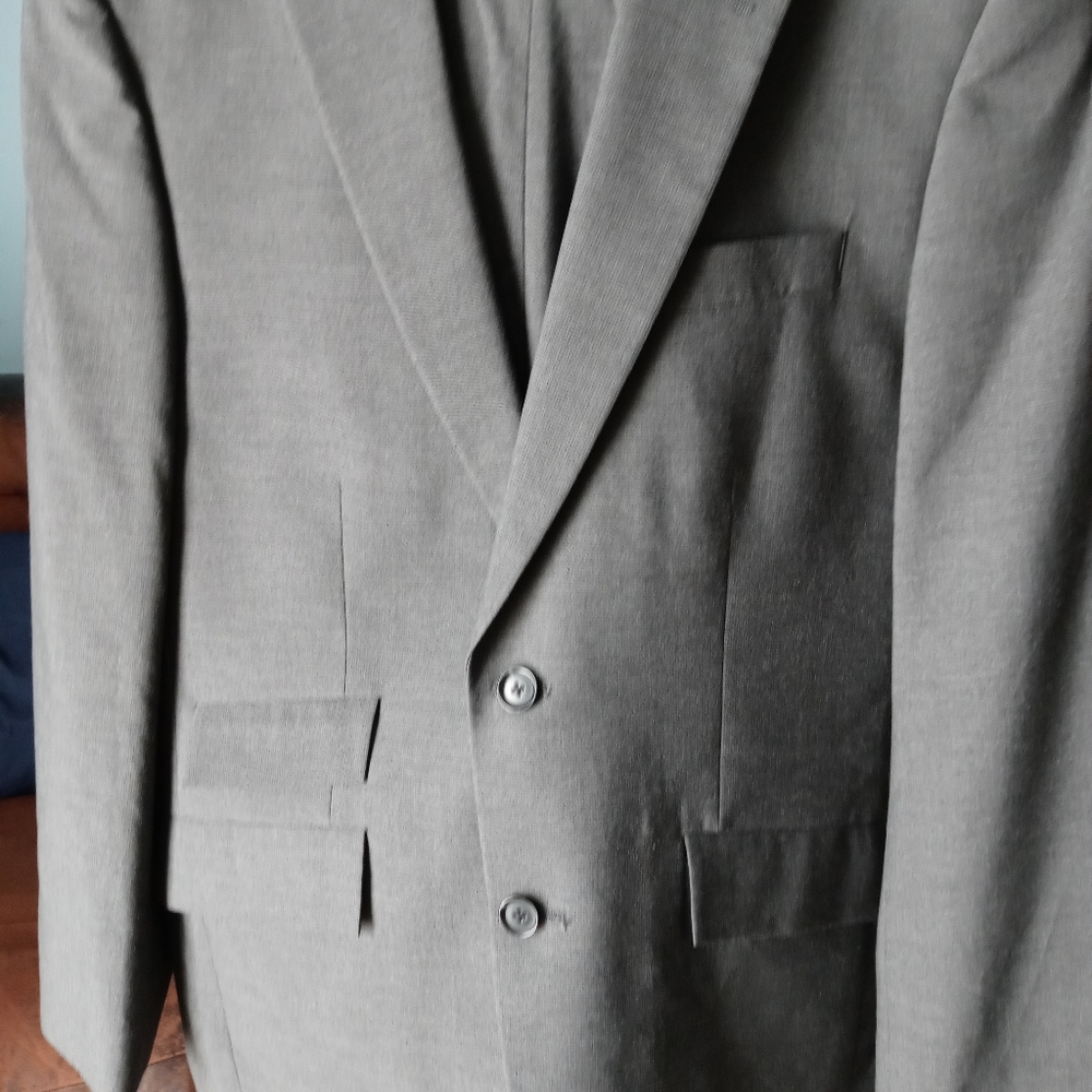 Gray Haggard 1926 Originals Suit